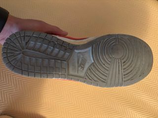 Zapatillas Nike Dunk Gris y Rojo