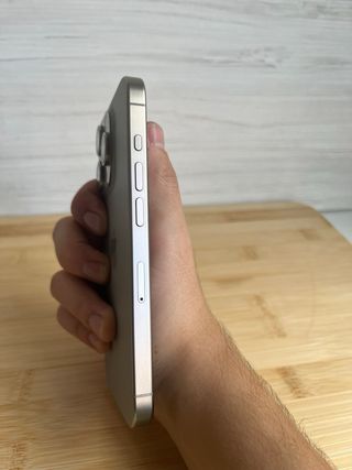 iPhone 15 Pro 