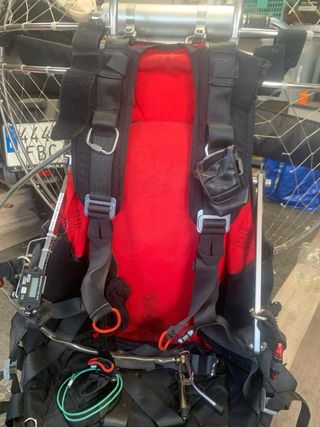 Paramotor con vela de entrenamiento 