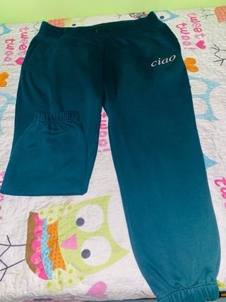 Pantalón de chándal color verde oscuro