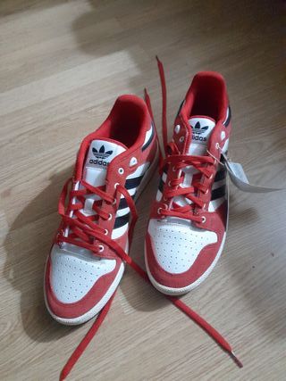 Zapatillas Adidas Talla 47 1/3 Nuevas