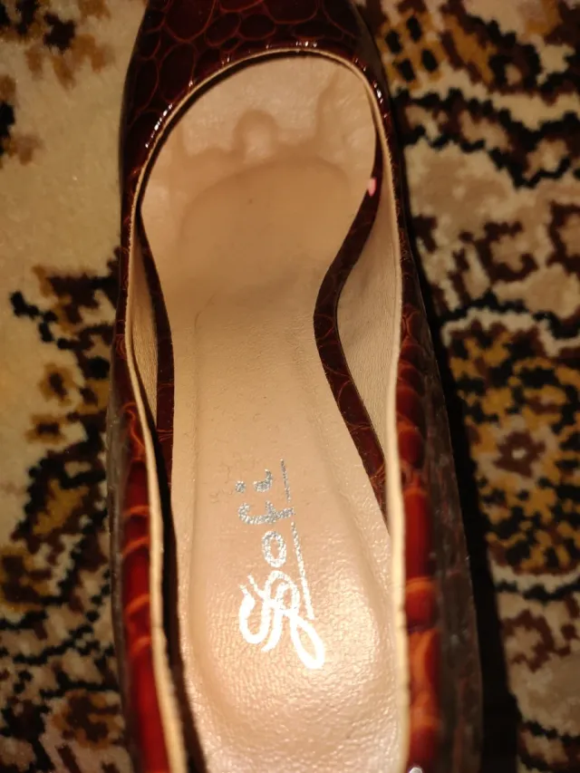 Scarpe tacco a spillo effetto coccodrillo
