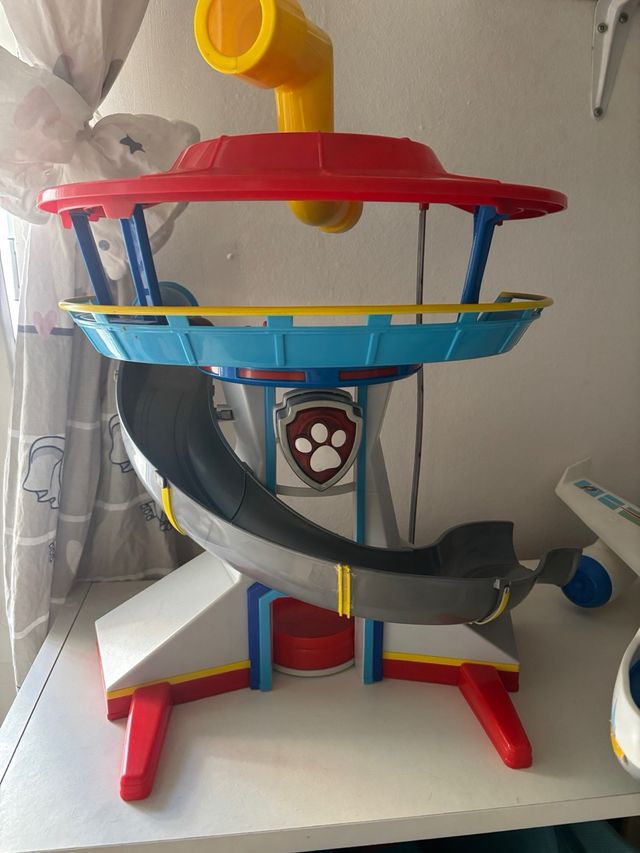 Patrulla Canina torre de control y camión