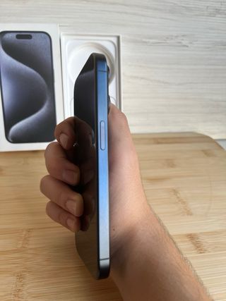 iPhone 15 Pro 
