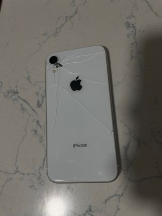 iPhone XR bianco da 128 GB