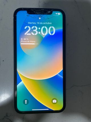 iPhone XR bianco da 128 GB
