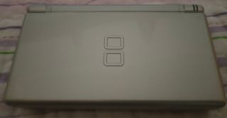 Nintendo DS Lite Plateada Impoluta