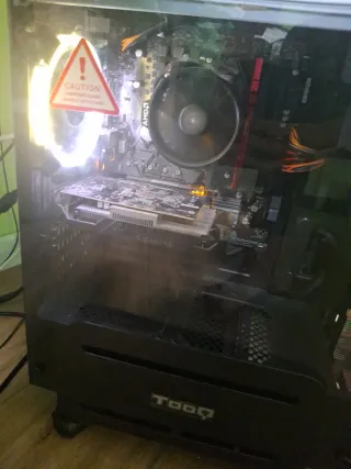 Ordenador Gaming Blanco con RGB