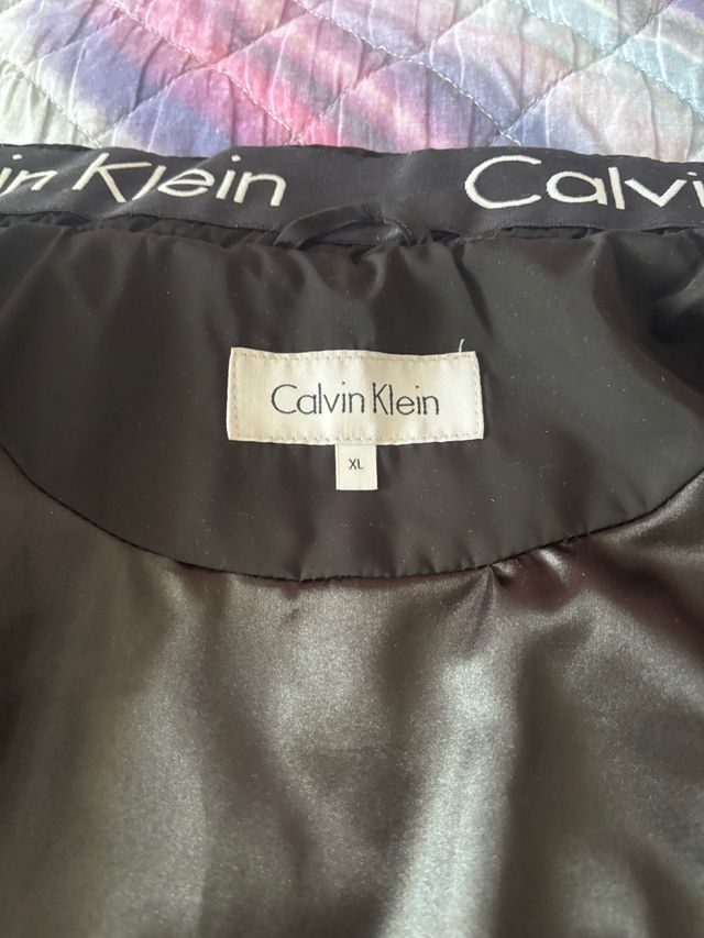 Chaleco acolchado Calvin Klein negro
