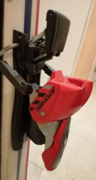 Esquís Dynastar T.148