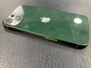 Telaio verde per iPhone 13