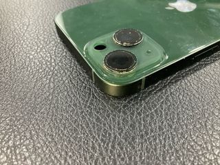 Telaio verde per iPhone 13