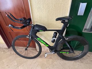 Bicicletta da triathlon in carbonio BH