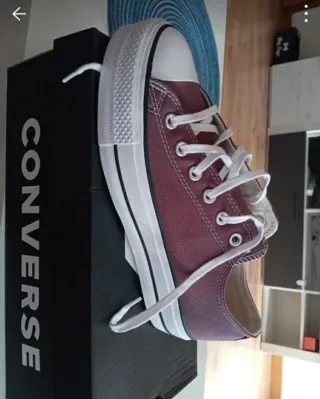 Converse Talla 40 Morado/Blanco