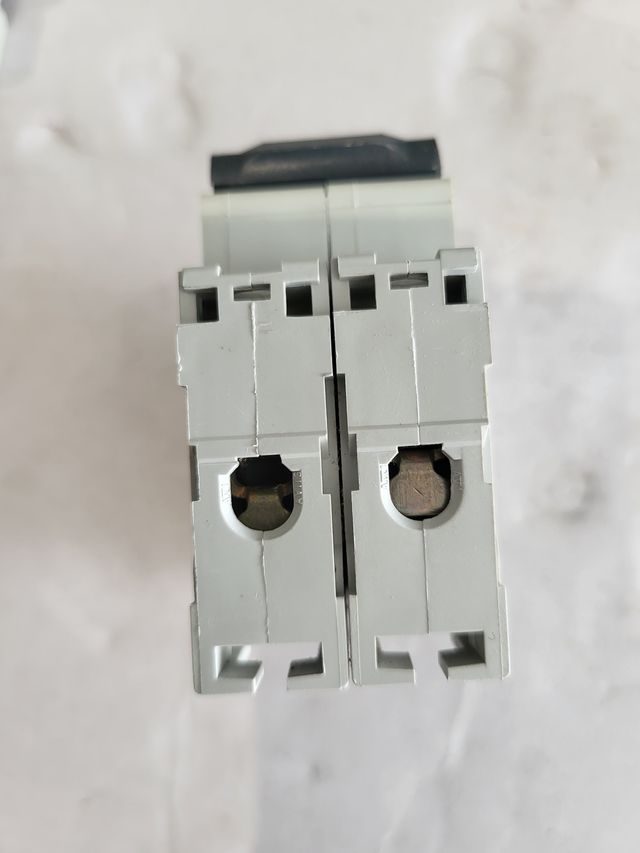 Merlin Gerin C60N ICP-M 20A Interruptor