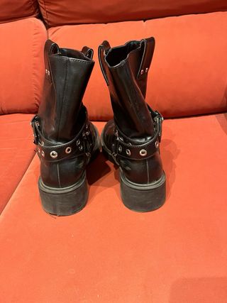Botines negros talla 37