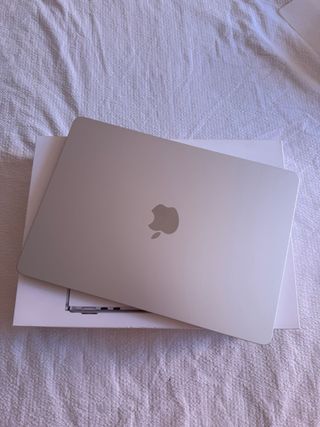 MacBook Air 13” M3 16GB/512GB SSD Nuevo