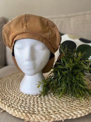 Gorra de piel marrón 58 cm