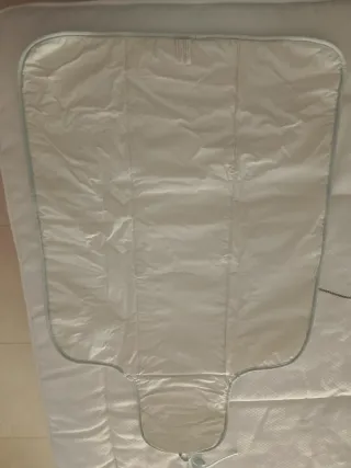 Bolso canastilla, cambiador y manta con 2 dou dou