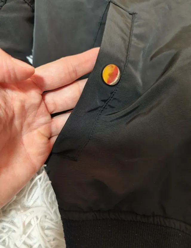 Chaqueta bomber negra