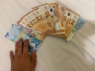quien tenga cuenta BBVA me escriba