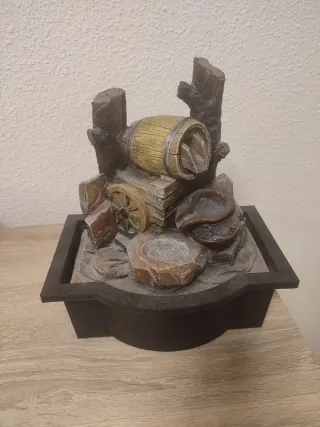 Mini fuente de agua eléctrica decorativa