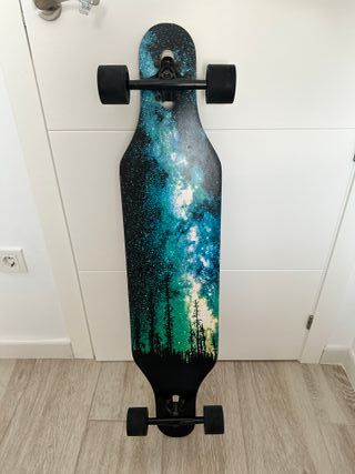 Longboard galaxia y bosque