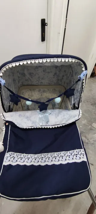 Carrito de bebé Reborn clásico