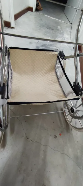 Carrito de bebé Reborn clásico