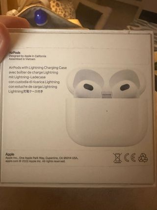 Apple AirPods 3ª Gen con Estuche Carga