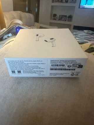 Apple AirPods 3ª Gen con Estuche Carga