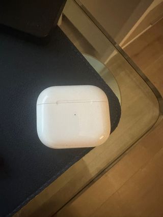 Apple AirPods 3ª Gen con Estuche Carga