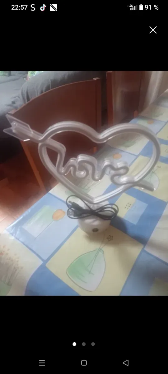 Lámpara Corazón Love y Cargador Inalámbrico