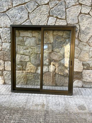 Ventana corredera de aluminio 
