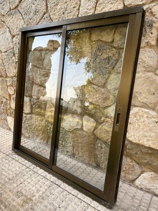 Ventana corredera de aluminio 