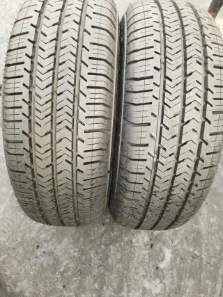 2 = 215/65R16C 106/104T