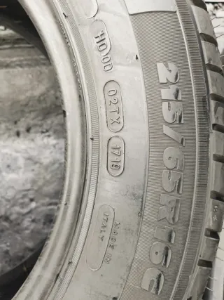 2 = 215/65R16C 106/104T
