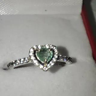 Anillo Corazón Esmeralda y Diamantes circonios 