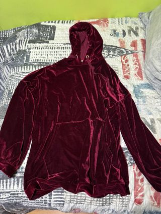 Sudadera de terciopelo burdeos