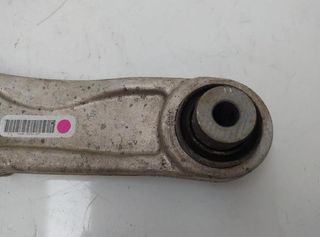 Brazo suspensión jaguar hk833c254 f-pace 290103