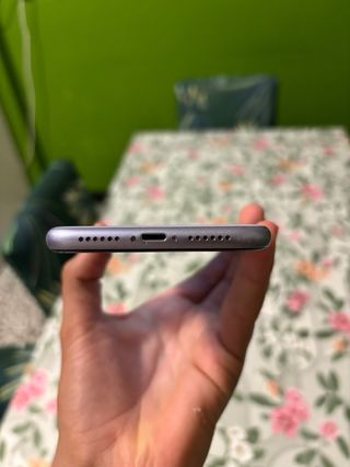 iPhone 11 Apple