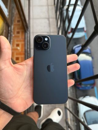 iPhone 15, 128 GB