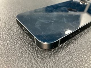 Telaio nero per iPhone 13