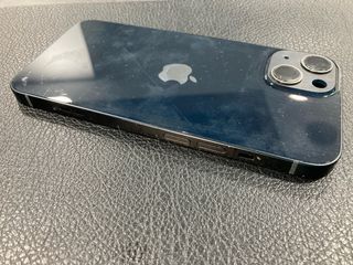 Telaio nero per iPhone 13
