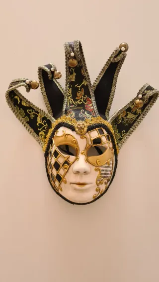 Maschera veneziana Jester nera e dorata
