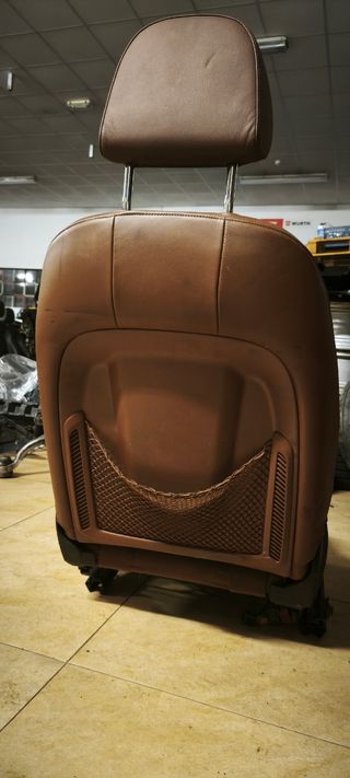 Asiento Acompañante A4 B8