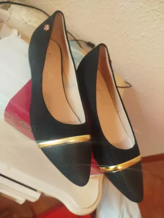 Bailarinas negras y doradas talla 37