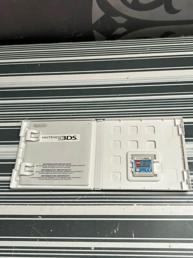 Juego Nintendo 3DS "Lego Undercover"