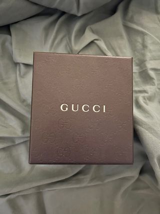 Reloj Gucci Marrón de Lujo. 