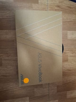 Asus Vivobook 14 i7 10th Gen 8GB RAM